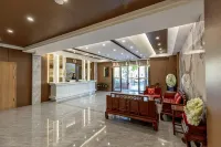 Tongjia Riverfront Hotel. Hotels in Tonghua