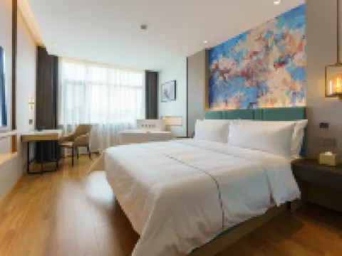 Magnotel Hotel (Jinzhou Linghai Jiuhuashan Park) Hotels in Linghai