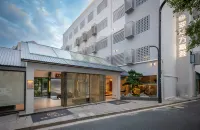 The Green Hidden Wanjia Hui Resort Hotel (Shaoxing Lu Xun's Hometown Cangqiao Zhijie Store)