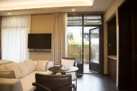 โรงแรมบ่อน้ำพุร้อนชุนมู่ เฮเยว่จวง - โรแมนติก