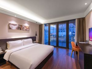 PE Hotel (Suzhou New District Mudu Zhujiang Road)