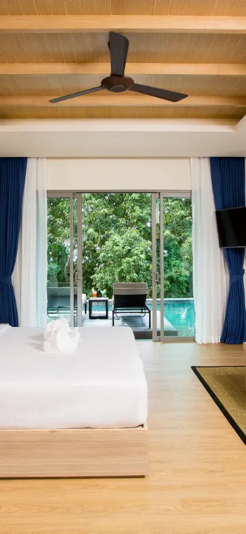 ห้องดีลักซ์อควาพร้อมทางเข้าสระว่ายน้ำ