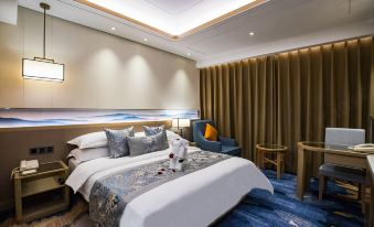 Golden Spring Hotel