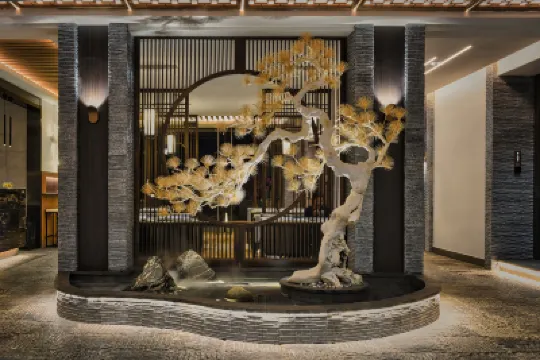 Yijian Guesthouse(Yunnan Nationalities Village) Hotel dekat Yunnan Nationality Village