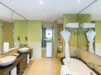 Asiana Hotel Dubai Hotels near Deira