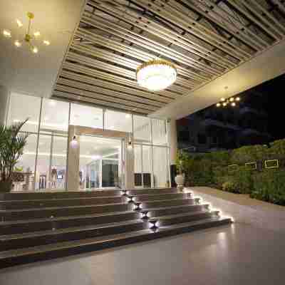 โรงแรมบีซีพี โฮเทล Hotel Exterior