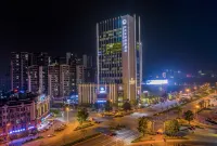 THE HORIZON HOTEL Các khách sạn gần First High Fountain in Asia