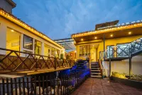 Floral Hotel·Lushan Donglin Nanshan Hotel (Lushan Scenic Area) Hotels near Donglin Temple Pure Land Garden