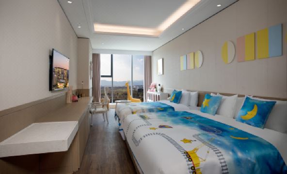 Ramada by Wyndham Huangshan North - Housity