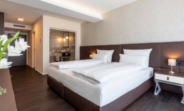 Trip Inn Conference Hotel & Suites