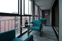 Holiday Inn Huoqiyunman