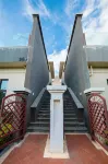 Fuxian Lake Cloud Villas Resort Hotel