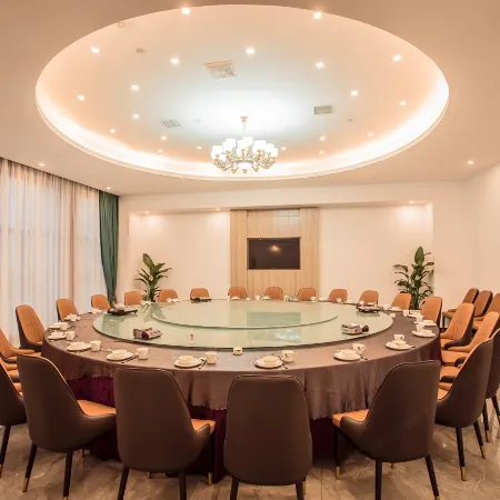 Changde West Lake International Hotel