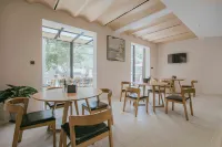 Jishan Jishui B&B