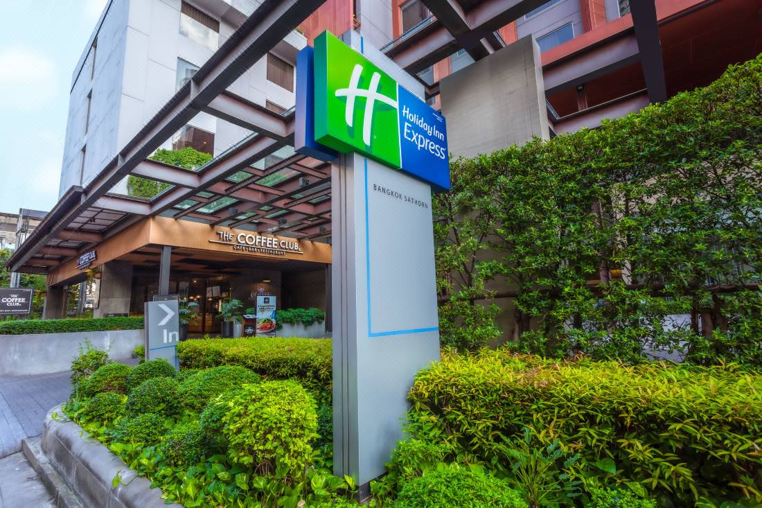 Holiday Inn Express Bangkok Sathorn An Ihg Hotel Bangkok Updated 22 Room Price Reviews Deals Trip Com