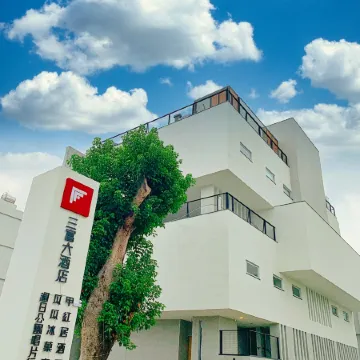 FFF Hotel