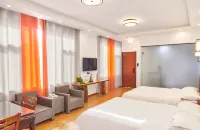 Moon River Bay House Hotels near Scenic Area of Yueliangwan