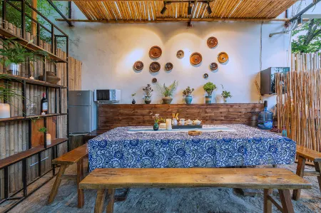 Yushe Wangshan Panorama Resort Guesthouse Отели рядом с достопримечательностью «Libo Zhangjiang Scenery Spot Management Office»