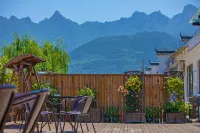 Two rolls B&B (Jiuhuashan Tourist Transfer Center)