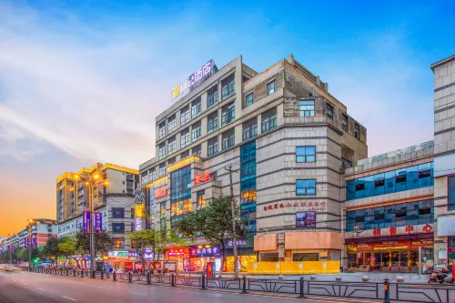 Yunwan Hotel (Duyun Shiban Ancient Street Xishan Bridge)