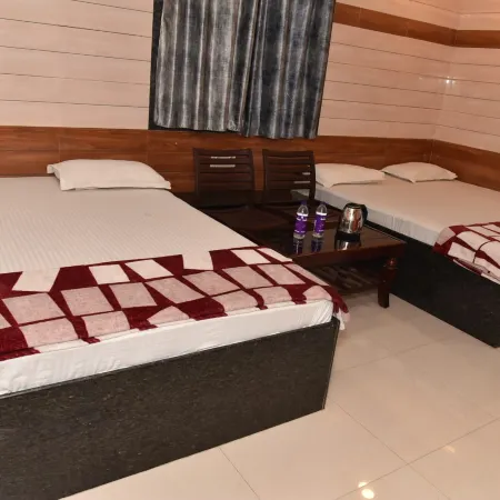 HOTEL UDAY RESIDENCY