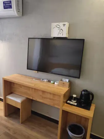 100 Inn Liangpin Hotel (Pingshan Wentang) Отели рядом с достопримечательностью «Hongya Valley»