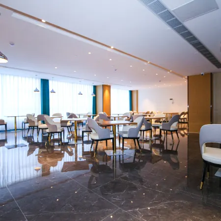 Keli Select Zero Pressure Sleep Hotel (Zhijiang Sports Center)