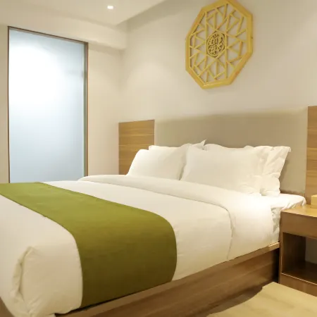 Qianmo Yunjing B & B