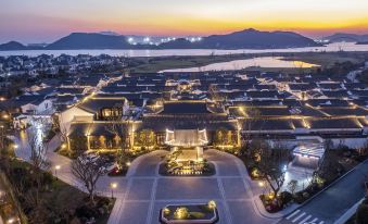 Zhoushan Green City Rose Garden Taoyuanli Hotel