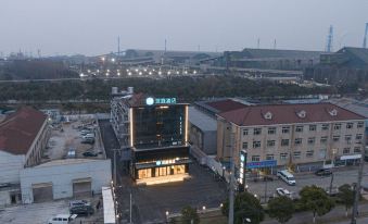 Hanting Hotel (Shanghai Shidongkou Wharf)