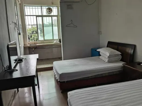 Zhuhai Lianpingfu Apartment