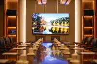 Cuiping Mountain Hotel Hotels in Yibin