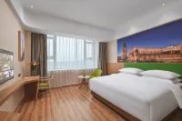 Vienna 3 Best Hotel (Shatian Baihua) - Mountain view