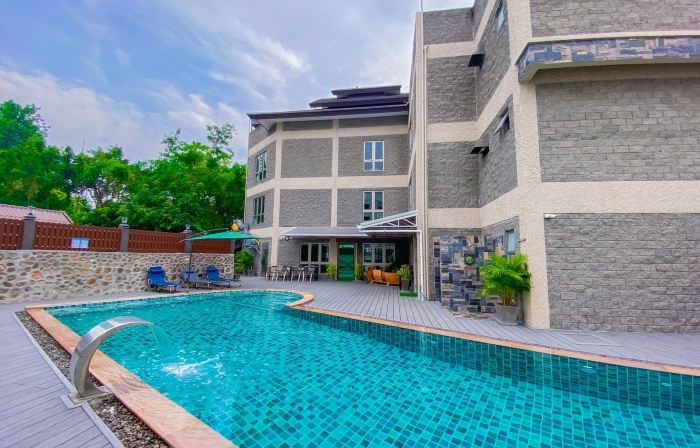 Cha Li's Family Hotel&Hostel
