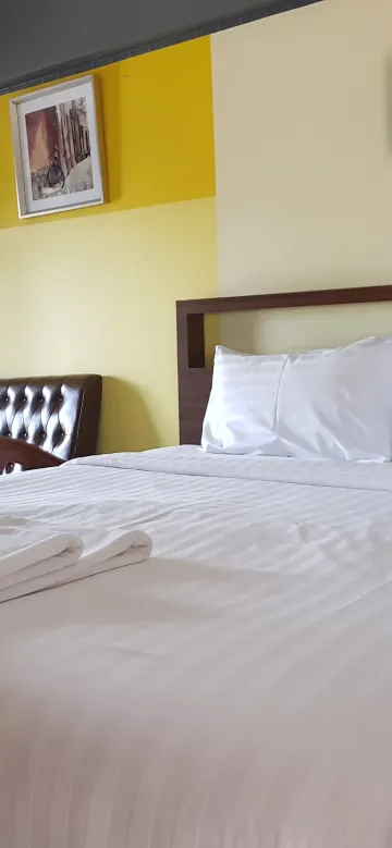 ห้องซูพีเรียร์ เตียงใหญ่ 1 เตียง