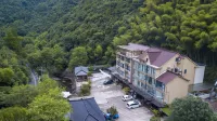 Tonglu Shuangyuan Homestay Hotels near Baiyunyuan