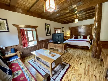 Rinqin B&B in Yajiang County Отели рядом с достопримечательностью «318 Self-Driving Campground»