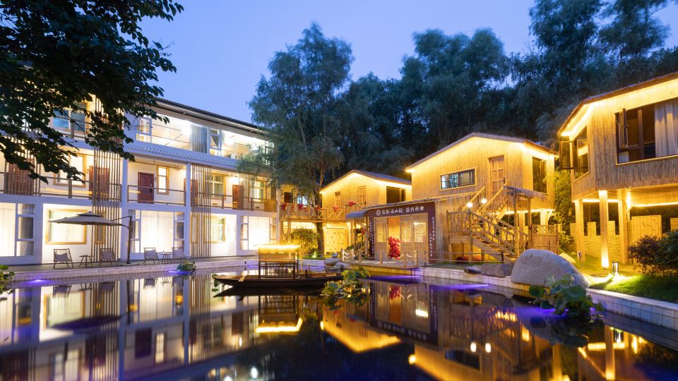 Floral Hotel·Yunshan Yue Hotel (Liuba Branch)