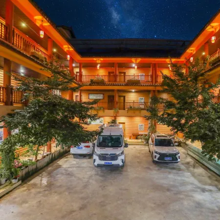 Lugu Lake Dier Hotel