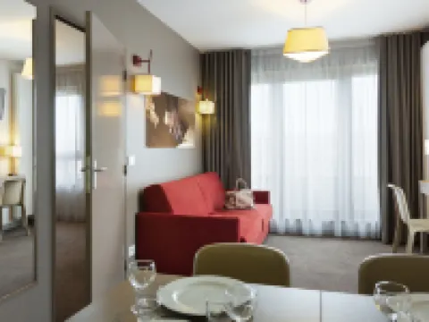 Nehô Suites Porte de Genève - Gare Annemasse Hotels in Annemasse