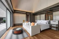 Madifushi Private Island Hotels in Veyvah