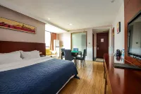 Love Play E-sports Hotel (Yichun Drum Tower Pedestrian Street Runda International Branch)