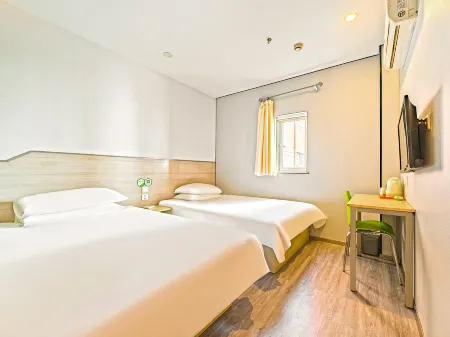 99 Inn Preferred Hotel (Shanghai Wulian Road Subway Station) Отели рядом с достопримечательностью «Shanghai Open University Pudong Branch School Hudong Branch»