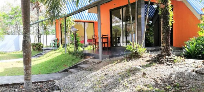 Phurafa Resort Hotels in Takua Thung