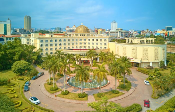 Khách sạn Quốc tế Lợi Lai