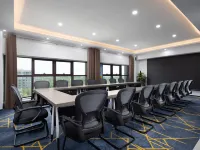 Junyang Hotel (Aksu Railway Station Old Street Night Market) Hotels in Aksu City