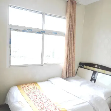 Wanyuan Yajuge Hotel