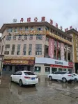 Dancheng Serviced Apartment (Dancheng) Hotels near Wanyang Amusement Park
