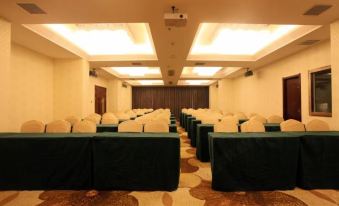 Weijia Holiday Hotel (Nanchang University Hengmao Meng Times Square)