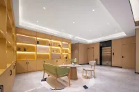 Ritzton International Hotel (Lingshui Haiyun Plaza) Hotels in Lingshui